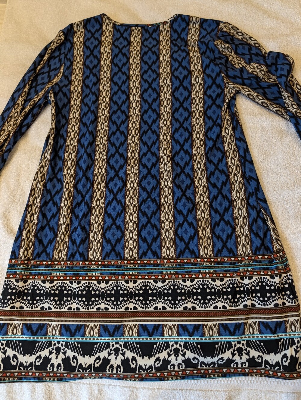 Suzy Shier Boho Geometric Ikat Shift Dress Tunic Bell Sleeve Blue Brown Size M - Picture 8 of 9